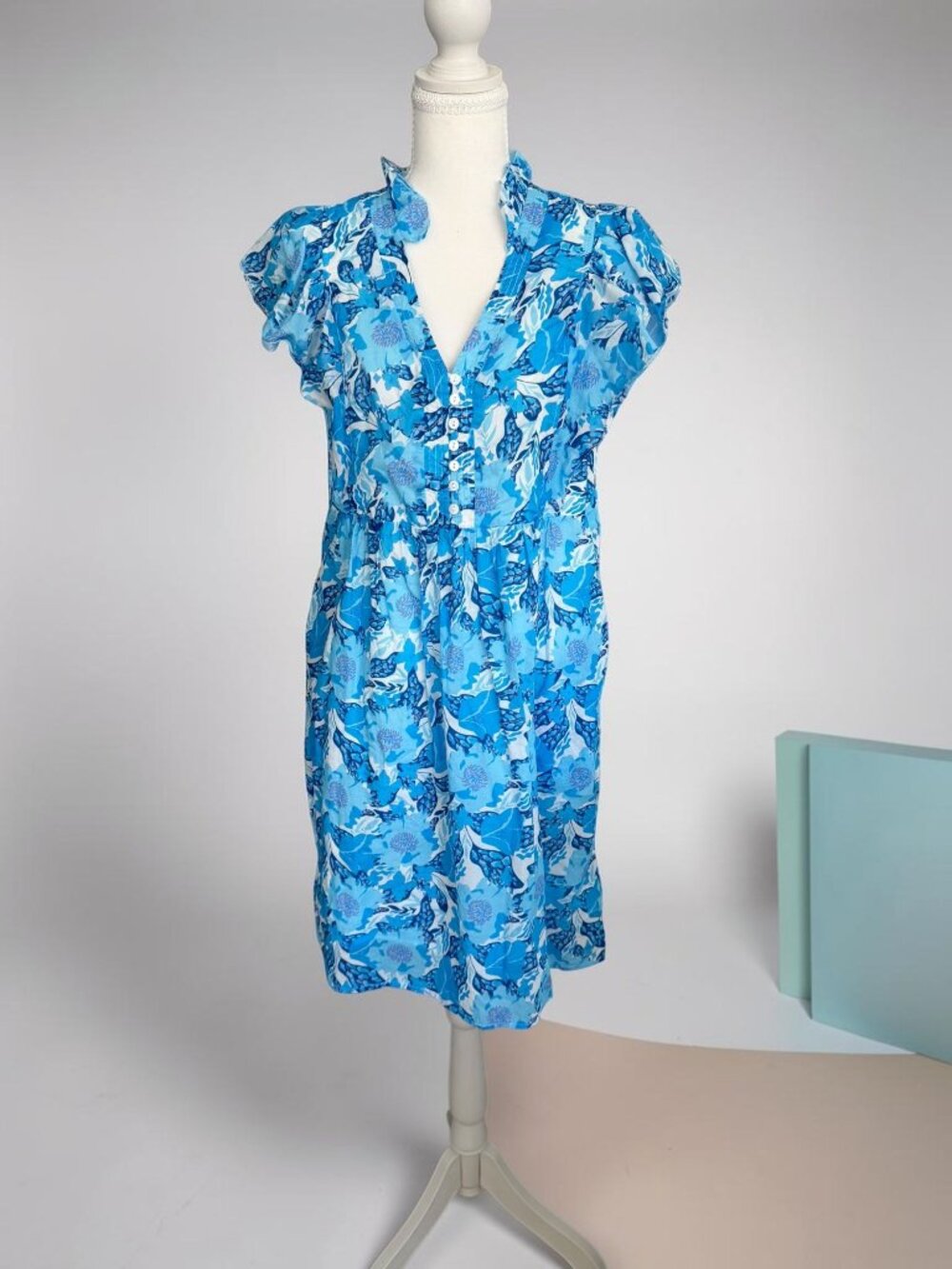 MELISSA NEPTON Blue Floral Ruffle Sleeve Dress Size Medium